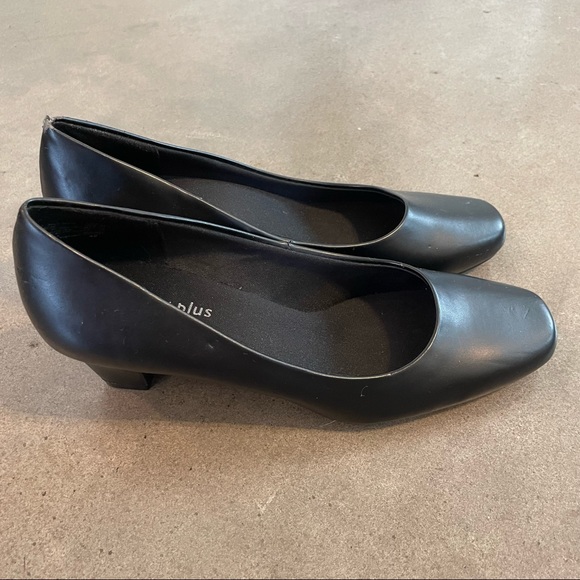 Comfort plus black low heel pump womens shoes size 7 new business causal